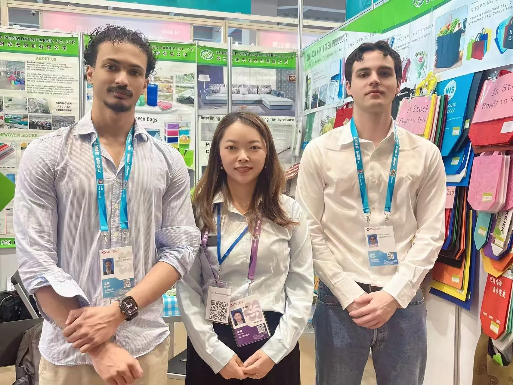 L'équipe Sorva au stand d'un fournisseur, Canton Fair